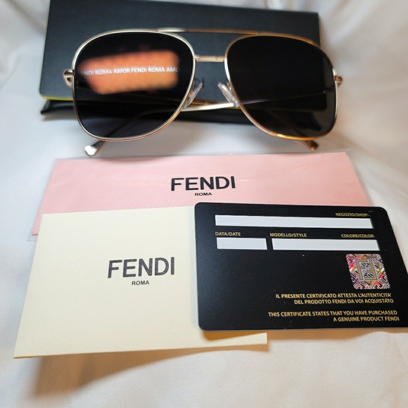 Fendi Accessories - Authentic Fendi Roma Sunglasses 🕶